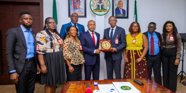 Enugu: Estate surveyors applaud governor’s land reforms