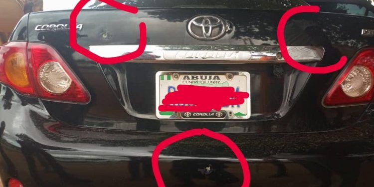 Security Operatives Fire Teargas, Gunshots At Protesters, Journalists At Moshood Abiola Stadium