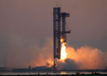 Elon Musk’s SpaceX makes history by launching rocket and catching booster in giant metal arms