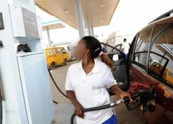Filling stations to start selling petrol N935/liter from Monday, says IPMAN