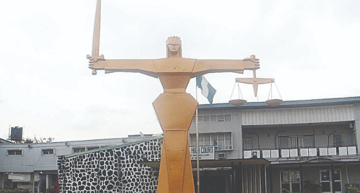 Nigerians express frustration at judiciary’s role in nation’s political morass